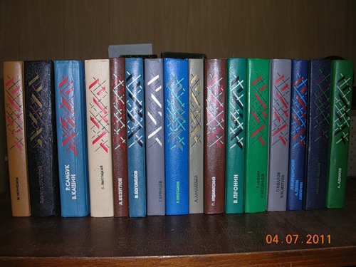Библиотека Советский детектив в 30 томах (32 книги).